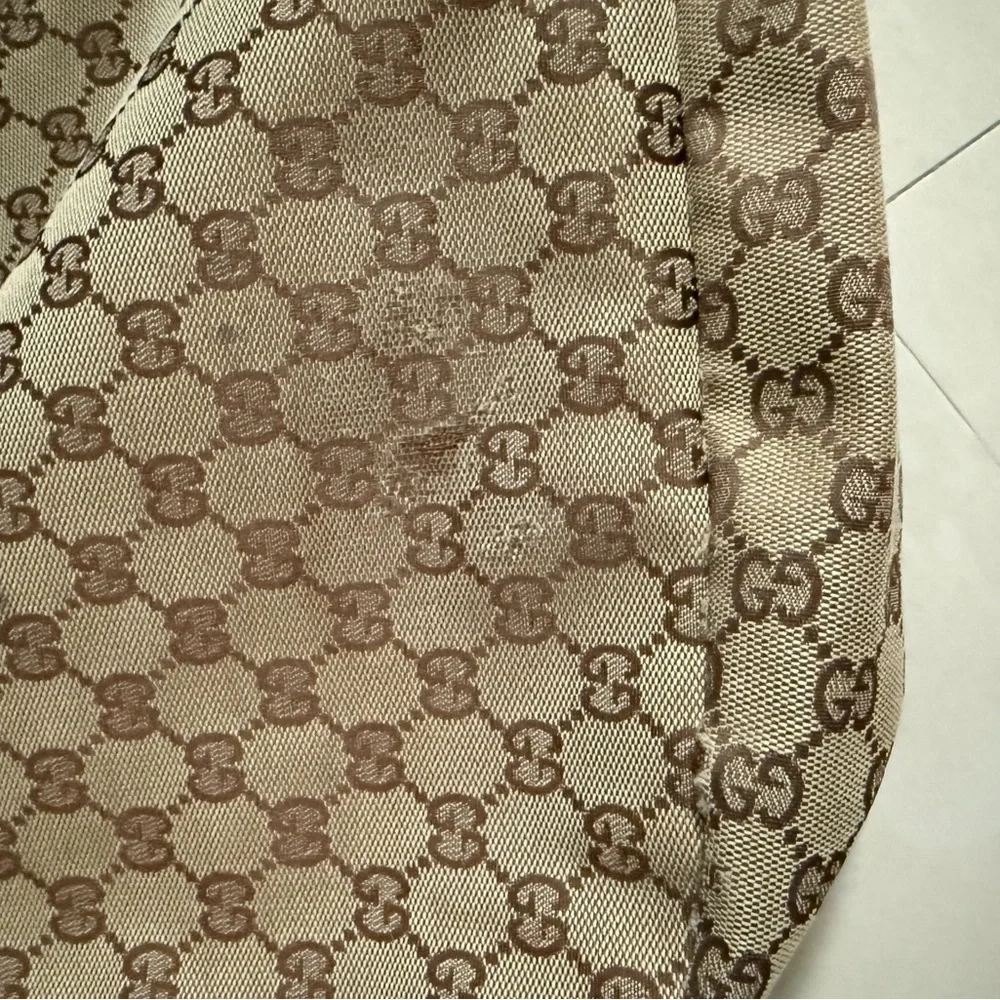 Gucci Beige and Green Hobo Bag - Picture 2 of 14